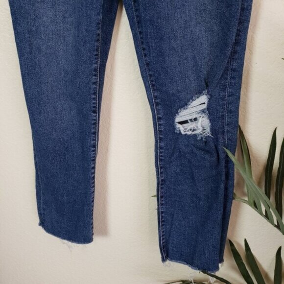 Levi's Wedgie Straight Distressed Jeans Button Fly Medium Wash size 29 y2k 90s - Picture 7 of 16